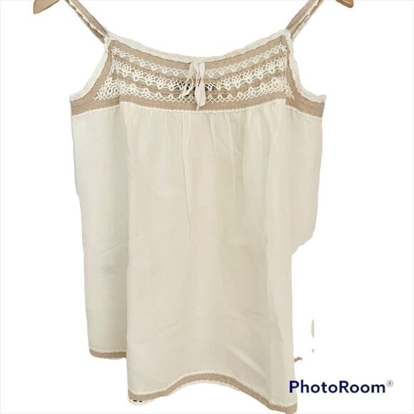 BCBG MaxAzria Boho Crochet Tank Top - Picture 4 of 8